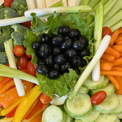 Fresh vegetable tray with assorted vegetables for parties available for online pickup and delivery from Fresh Juiced Juice Bar in Redlands, California
